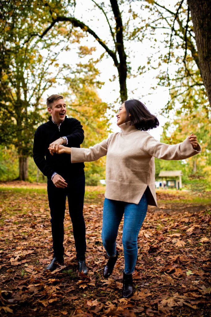 Redwood Park, Surrey couples photoshoot in autumn