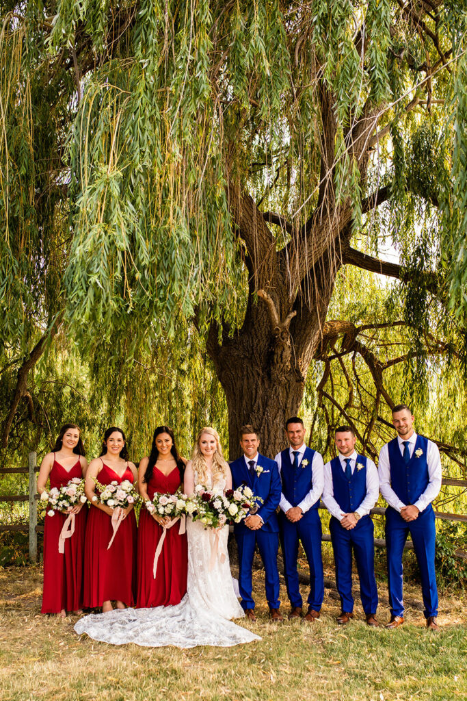 Group photo of bridal party at a Kelowna wedding